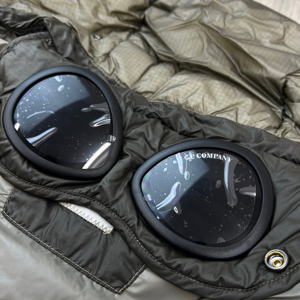 CP Company D.D. Shell Gilet - Fallen Rock