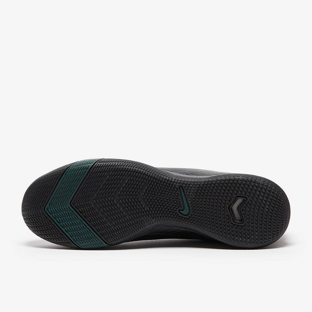 Nike Air Zoom Mercurial Vapor XVI Academy IC