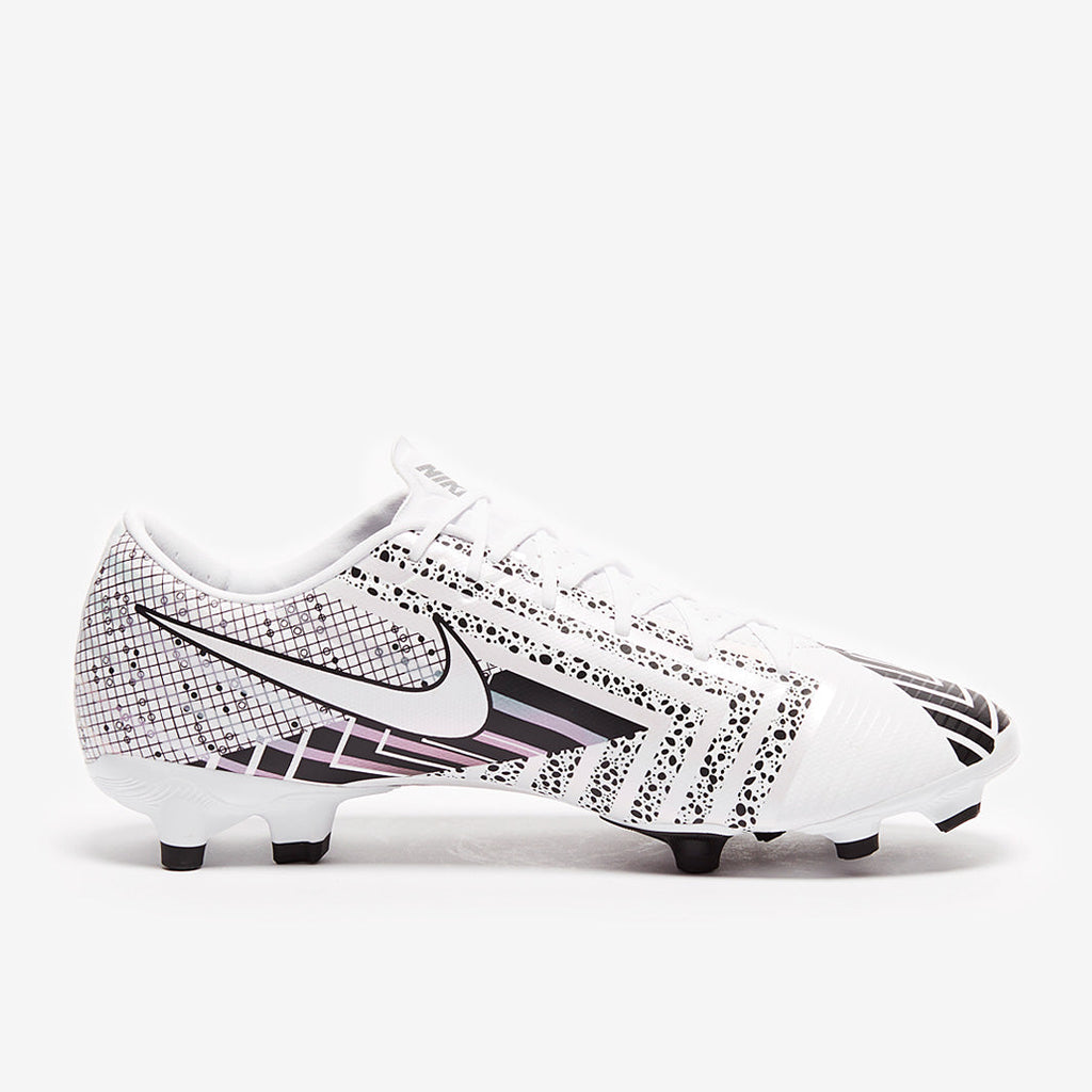 Nike Dream Speed Mercurial Vapor XIII Academy FG/MG