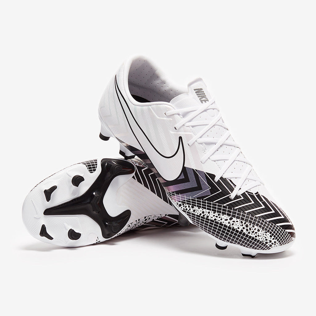Nike Dream Speed Mercurial Vapor XIII Academy FG/MG