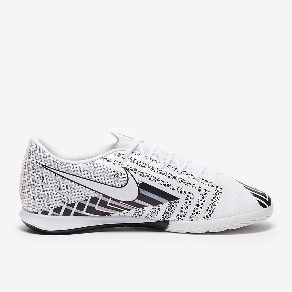 Nike Dream Speed Mercurial Vapor XIII Academy IC