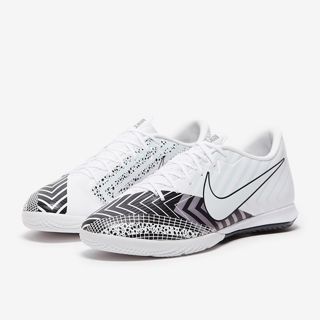 Nike Dream Speed Mercurial Vapor XIII Academy IC