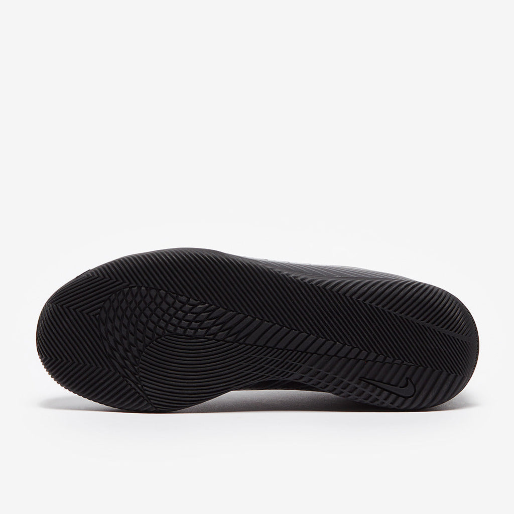 Nike Kids Mercurial Vapor XV Club IC - Black/Dk Smoke Grey/Summit White/Volt