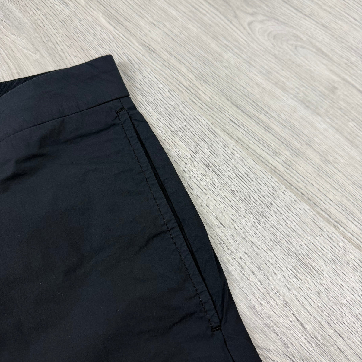 CP Company 50 Fili Cargo Shorts - Black