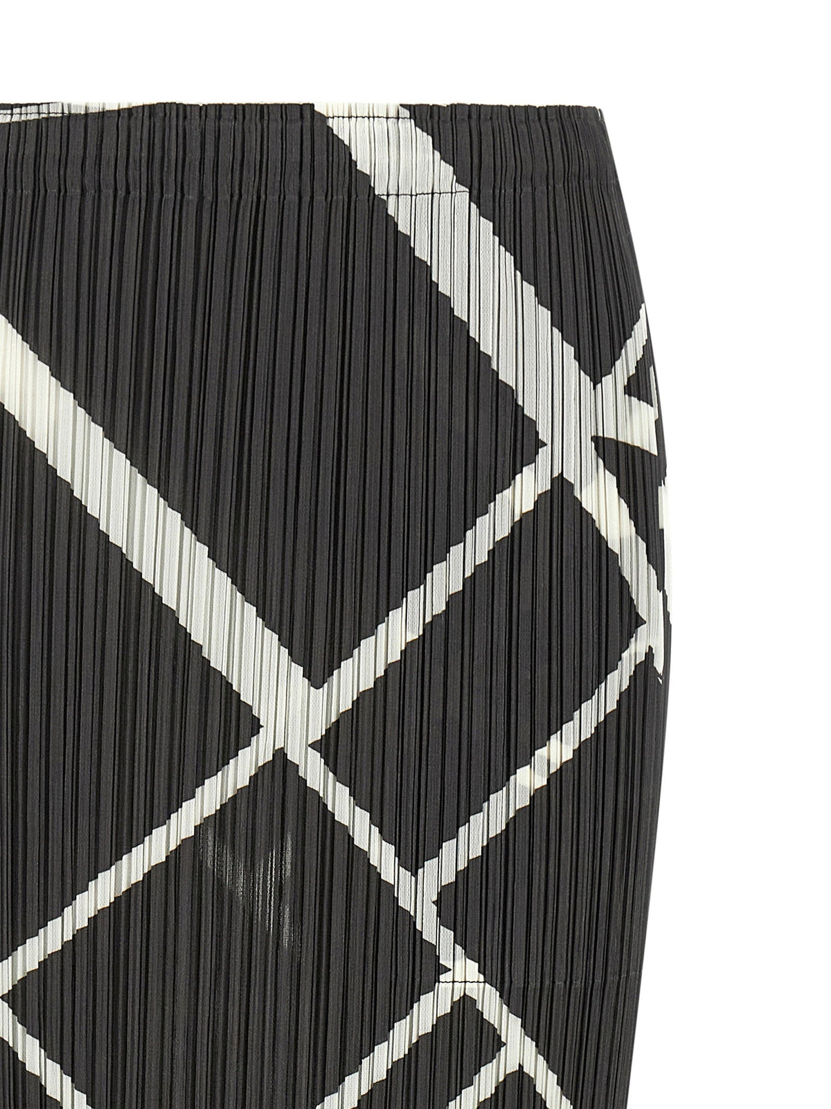 Pleats Please Issey Miyake Skirt — Black