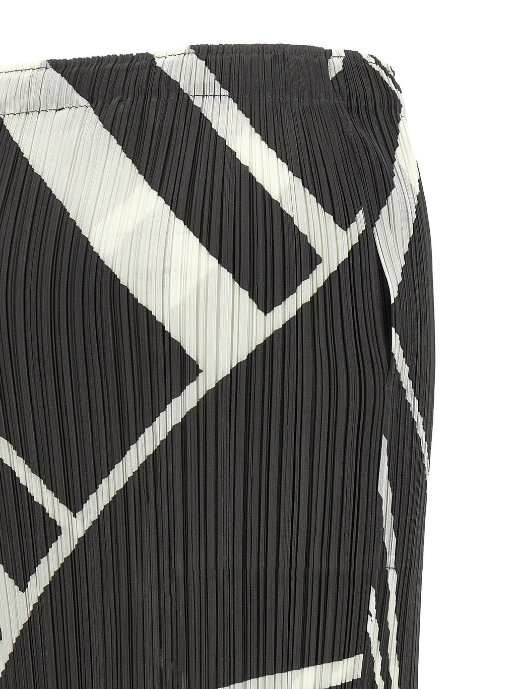 Pleats Please Issey Miyake Skirt — Black