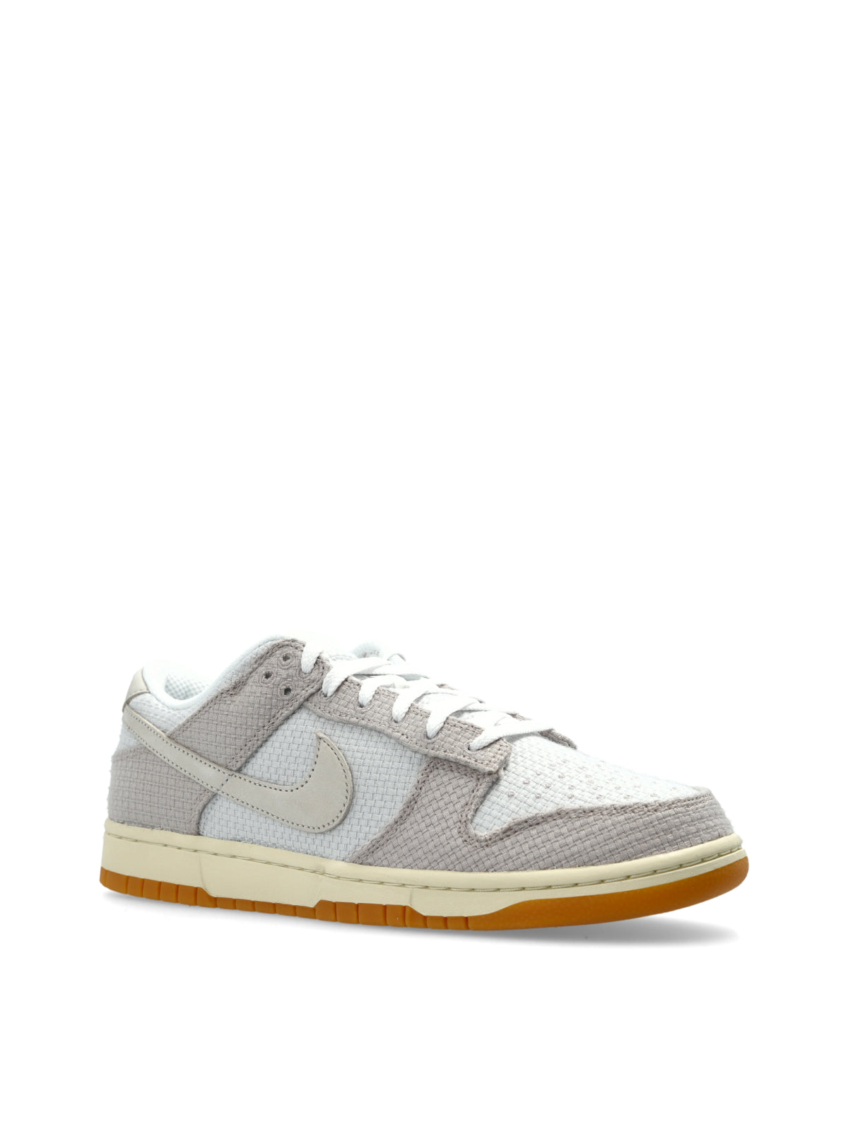 Nike Dunk Low Retro SE Sneaker — Gray