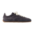 Axel Arigato Sneaker — Gray