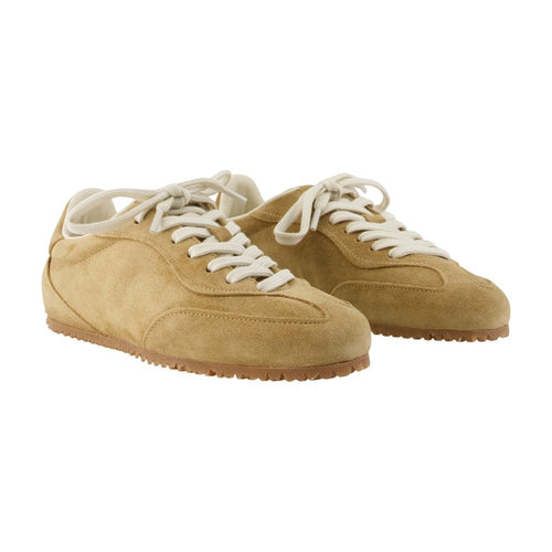 Axel Arigato Daze Runner Sneaker — Beige