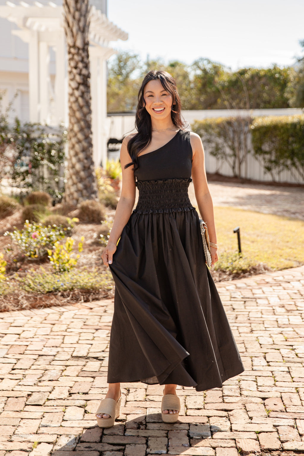 FINAL SALE - Effortless Glow Black Maxi Dress