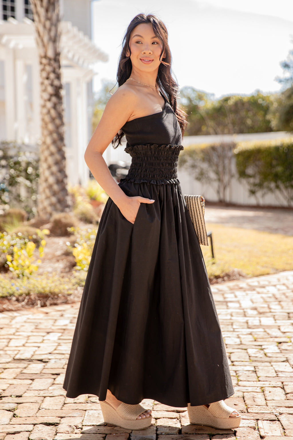 FINAL SALE - Effortless Glow Black Maxi Dress