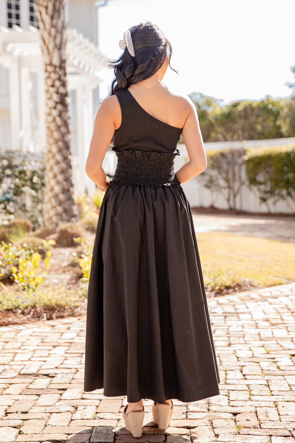 FINAL SALE - Effortless Glow Black Maxi Dress