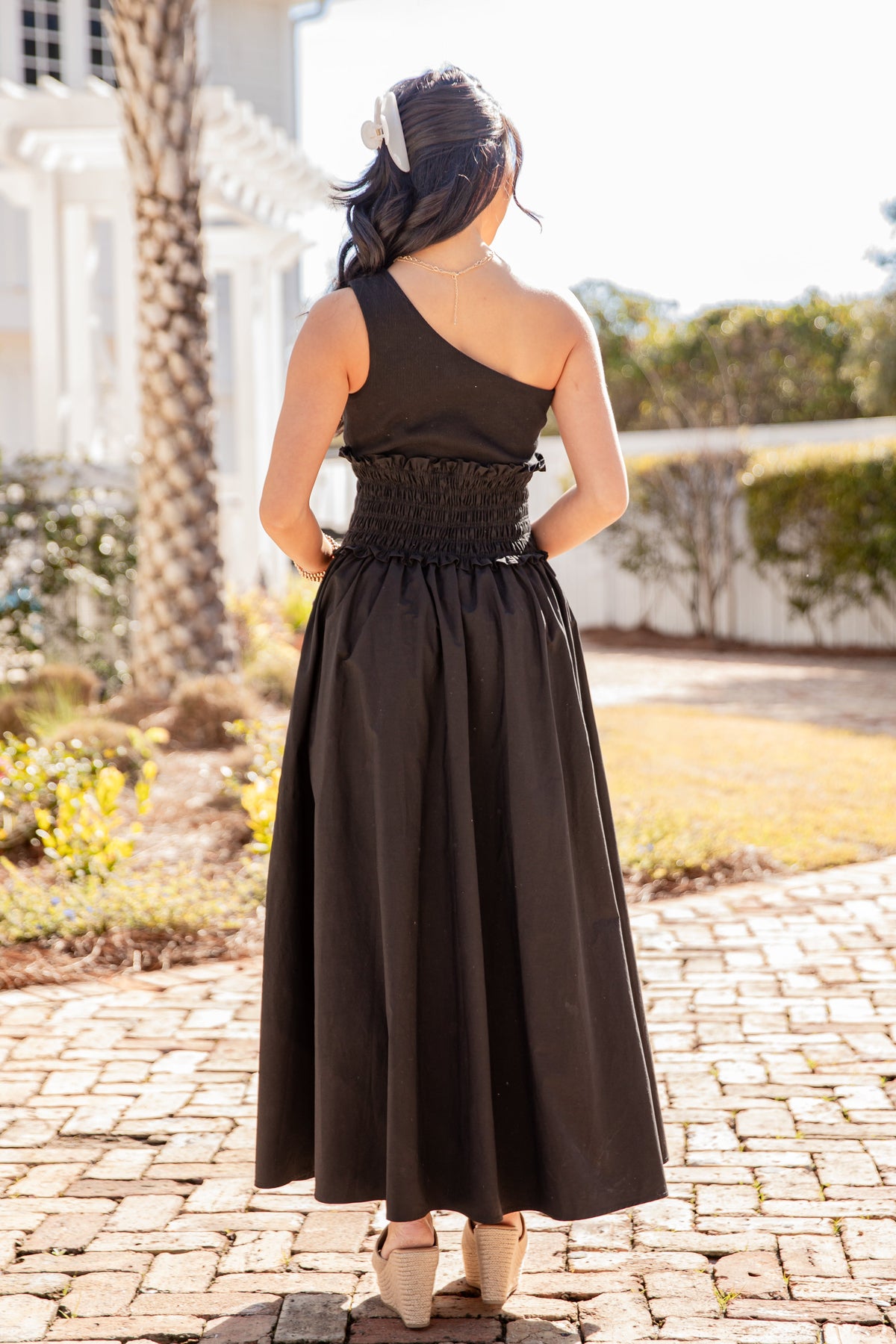 FINAL SALE - Effortless Glow Black Maxi Dress