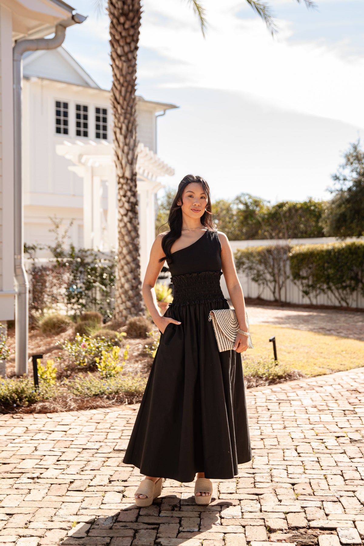 FINAL SALE - Effortless Glow Black Maxi Dress